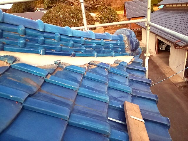 隅棟の取り直し工事